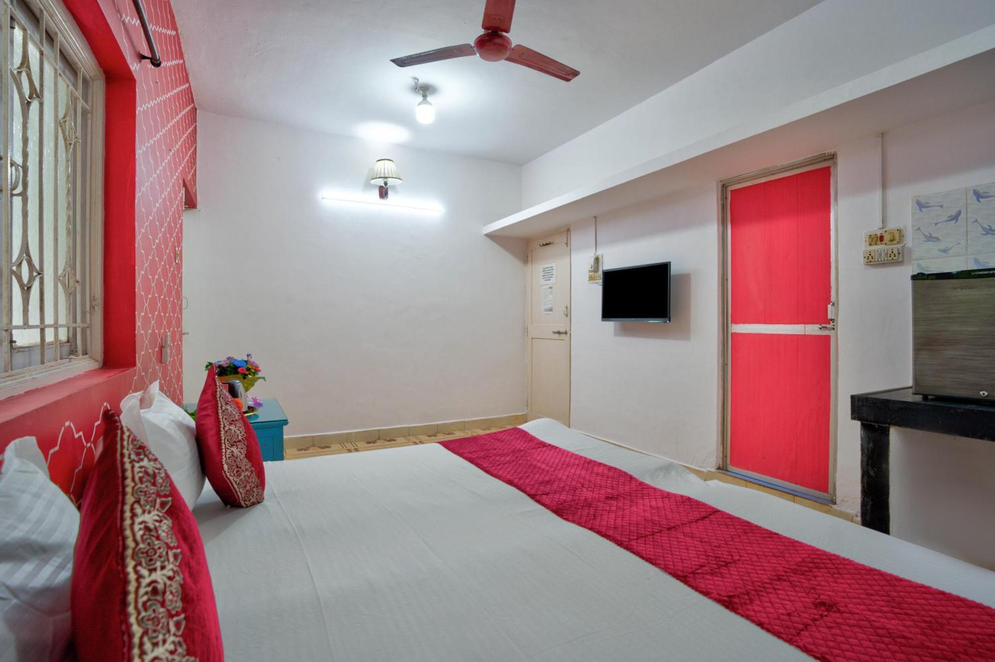 Oceanic Pearl Beach Guest House Calangute Eksteriør billede