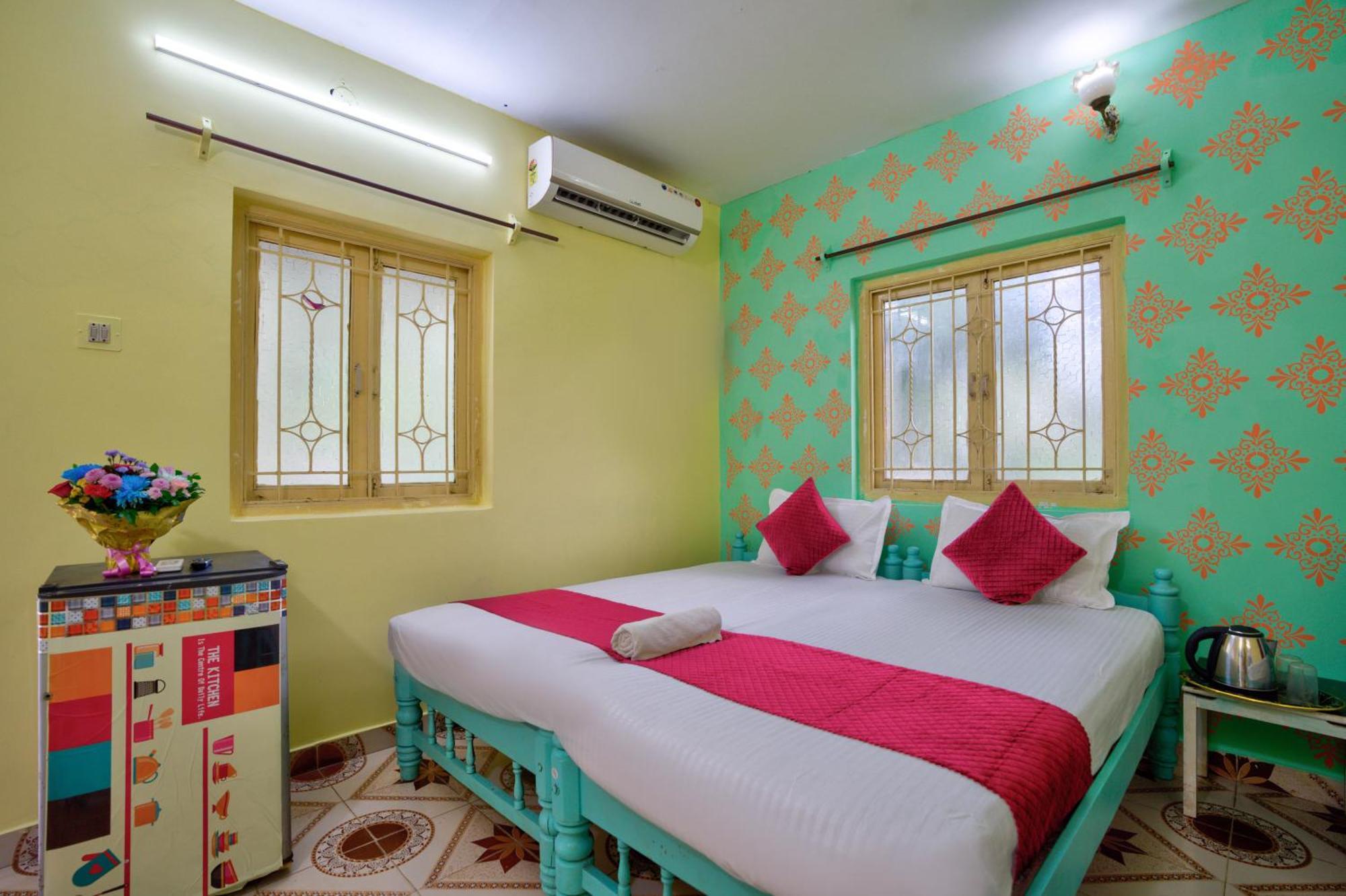 Oceanic Pearl Beach Guest House Calangute Eksteriør billede