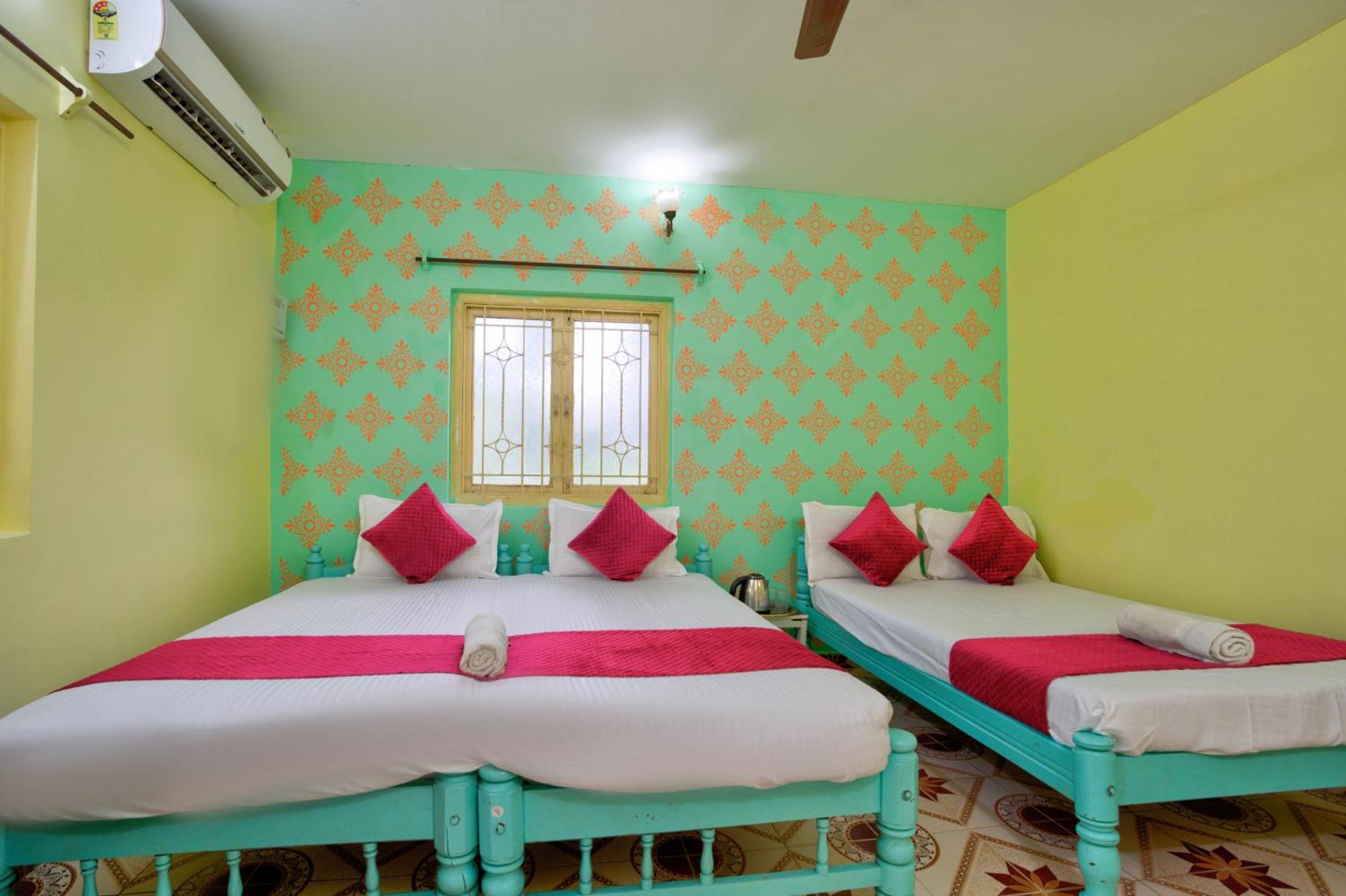 Oceanic Pearl Beach Guest House Calangute Eksteriør billede